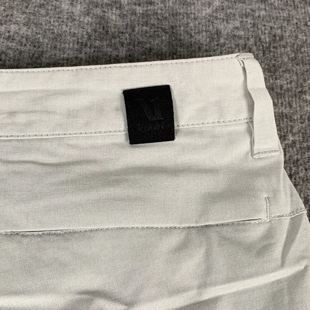Vuori Aim Pants Men 38x31 Gray Performance Athleisure Modern